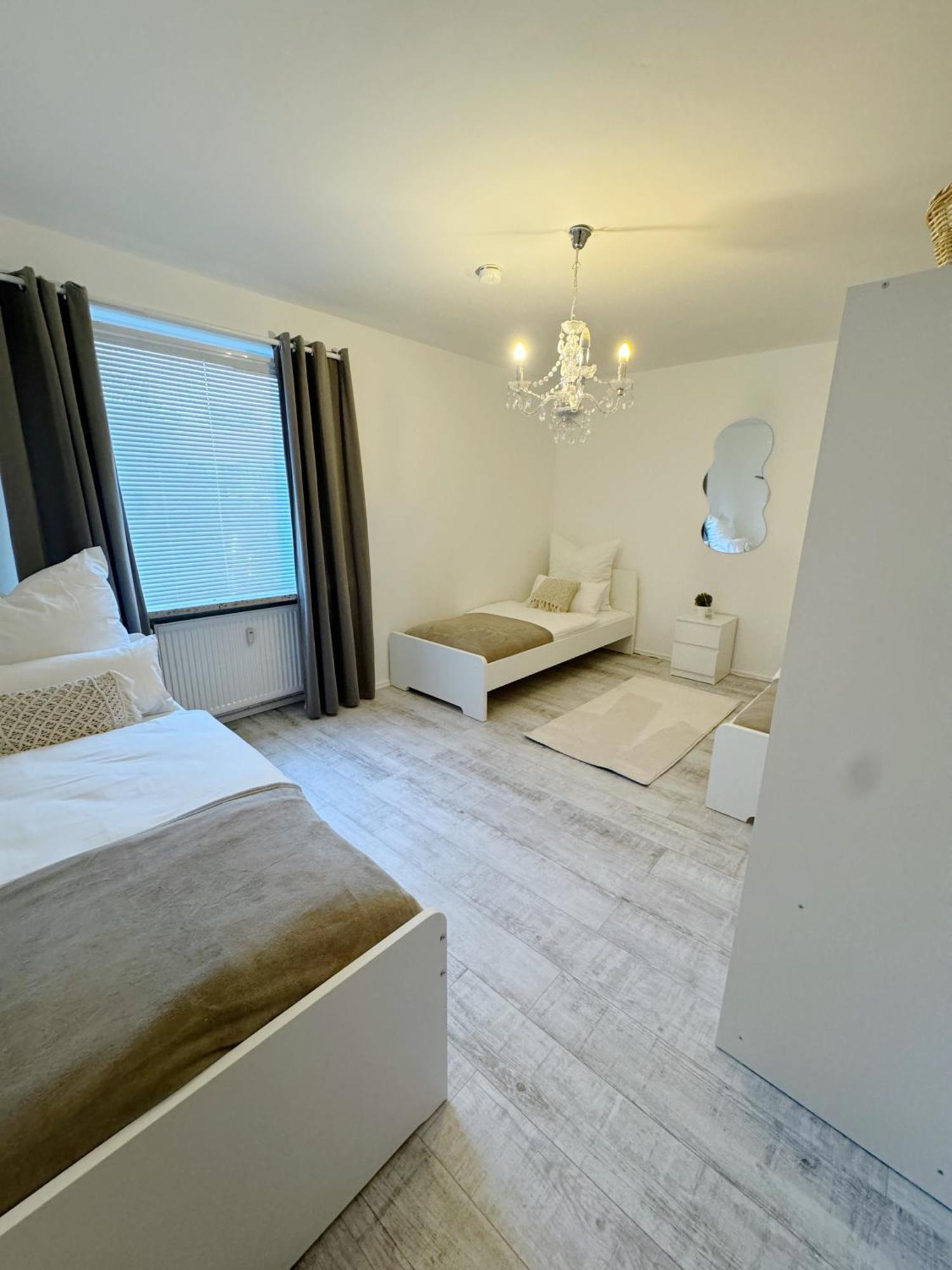 90M2 I Central I Netflix I Wifi I Free Parking I Lia Apartments Ганновер Екстер'єр фото