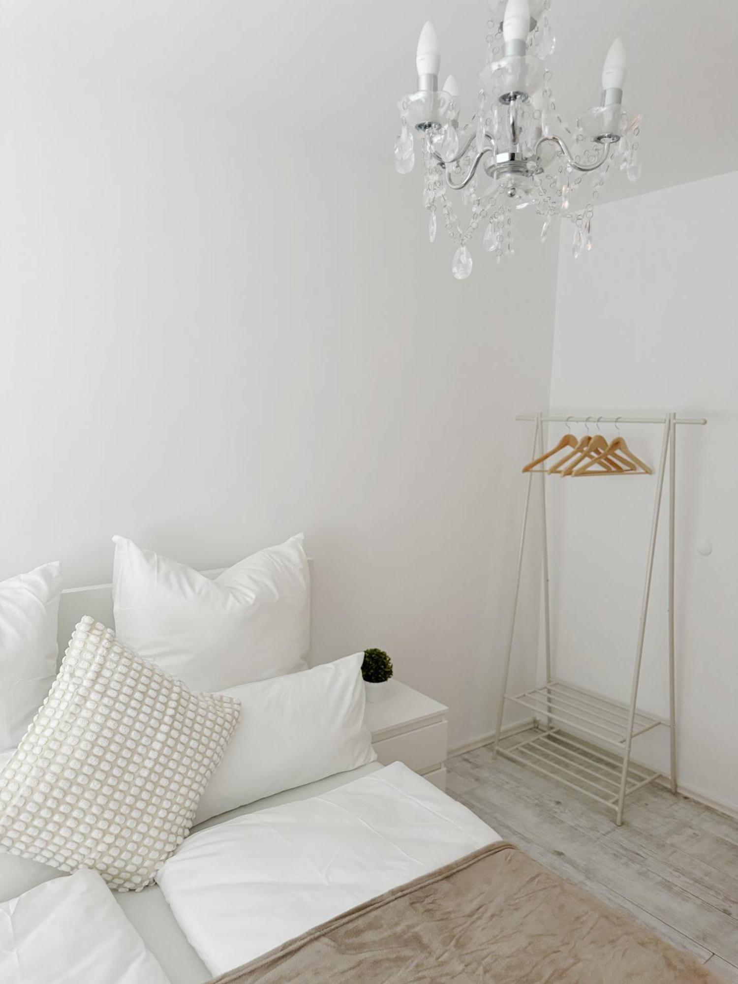 90M2 I Central I Netflix I Wifi I Free Parking I Lia Apartments Ганновер Екстер'єр фото